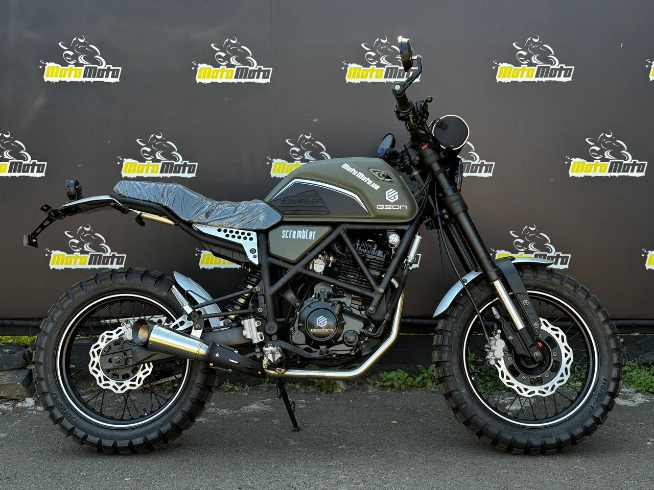 Характеристики Мотоцикл GEON SCRAMBLER 250 (17/17)