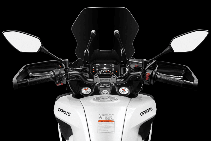 Характеристики Мотоцикл CFMOTO 700MT