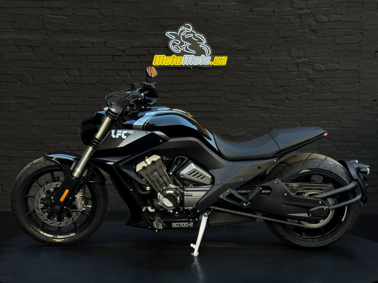 Мотоцикл BENDA LFС 700