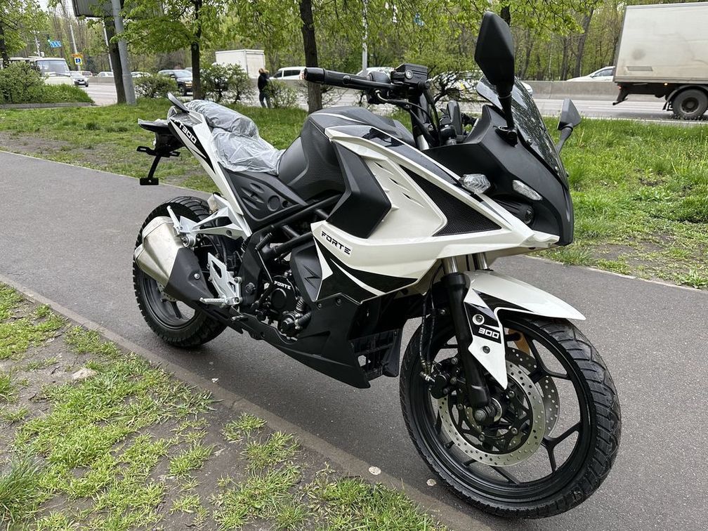 Мотоцикл FORTE FT300R1