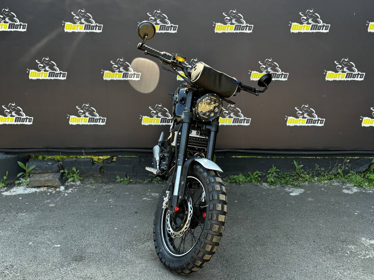 Характеристики Мотоцикл GEON SCRAMBLER 250 (17/17)