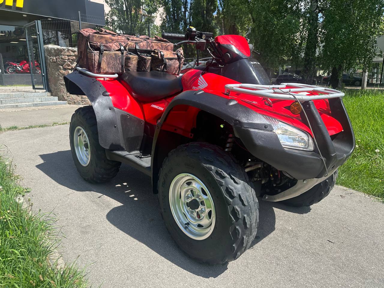 Характеристики Квадроцикл HONDA Rincon TRX 650 FA5 2005 год, б/у (700 км)