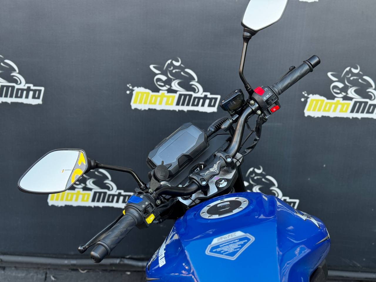 Характеристики Мотоцикл SPARK SP250R-33