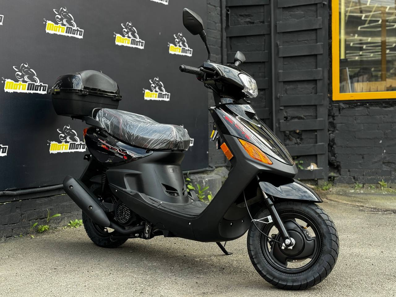 Характеристики Скутер SPARK SP125S-15