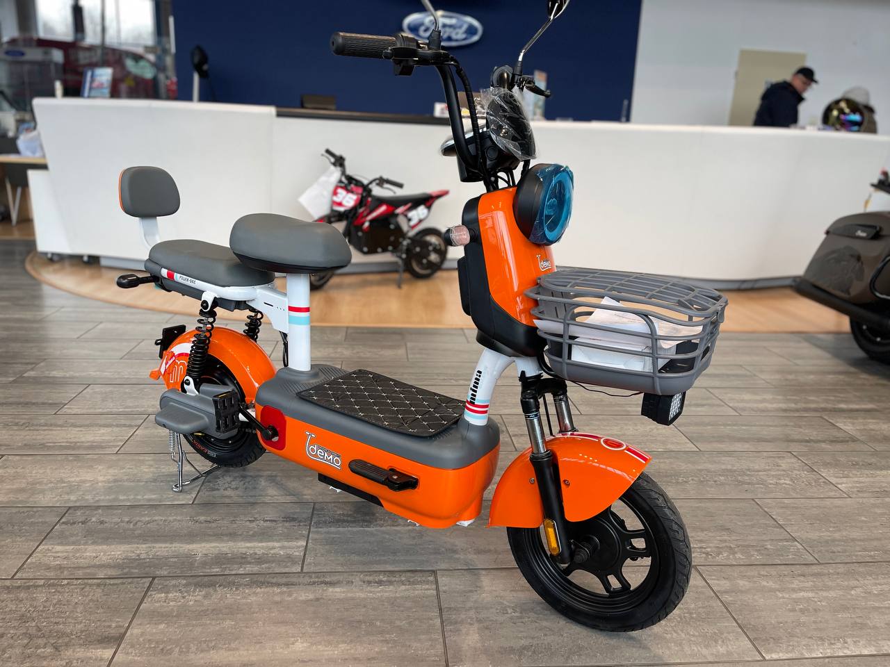 Характеристики Електроскутер IDemo Junior E-Motion Way GR50-LA